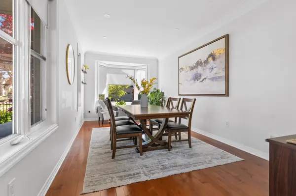 563 Fifty RD, Hamilton, ON L8E 5T5