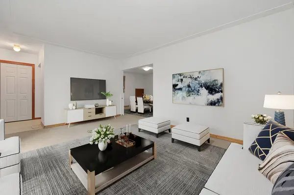 2140 Haig DR, Elmvale Acres And Area, ON K1G 2L2