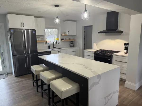 43 London RD, Ashfield-colborne-wawanosh, ON N7A 3X9