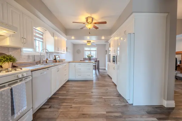 35 Chateau TER, West Nipissing, ON P2B 1X6