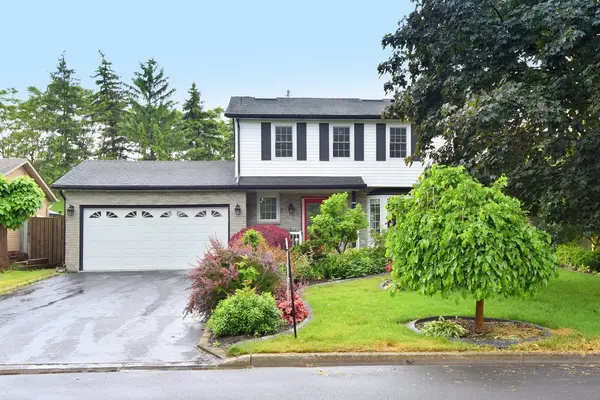 95 BIRCHPARK DR N, Grimsby, ON L3M 4M9