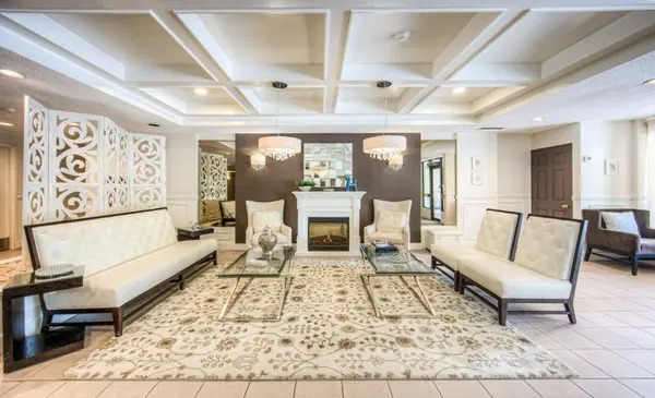 265 Westcourt PL #PH9, Waterloo, ON N2L 6E4