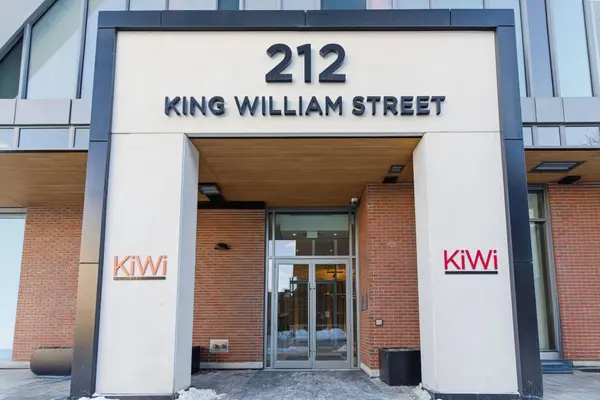 212 King William ST #914, Hamilton, ON L6R 3N9