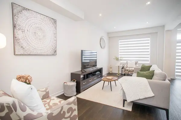 1 Tom Brown DR #7, Brant, ON N3L 0H8