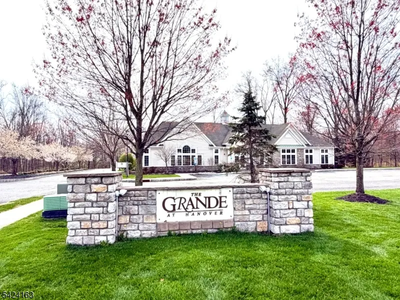 607 Brook Hollow Dr, Hanover Twp., NJ 07981