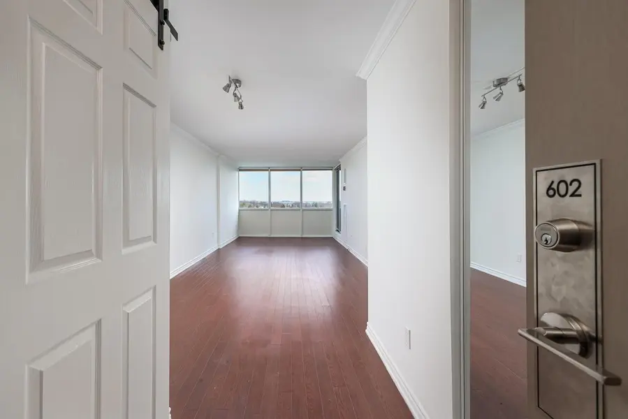 66 Falby CT #602, Ajax, ON L1S 3L2