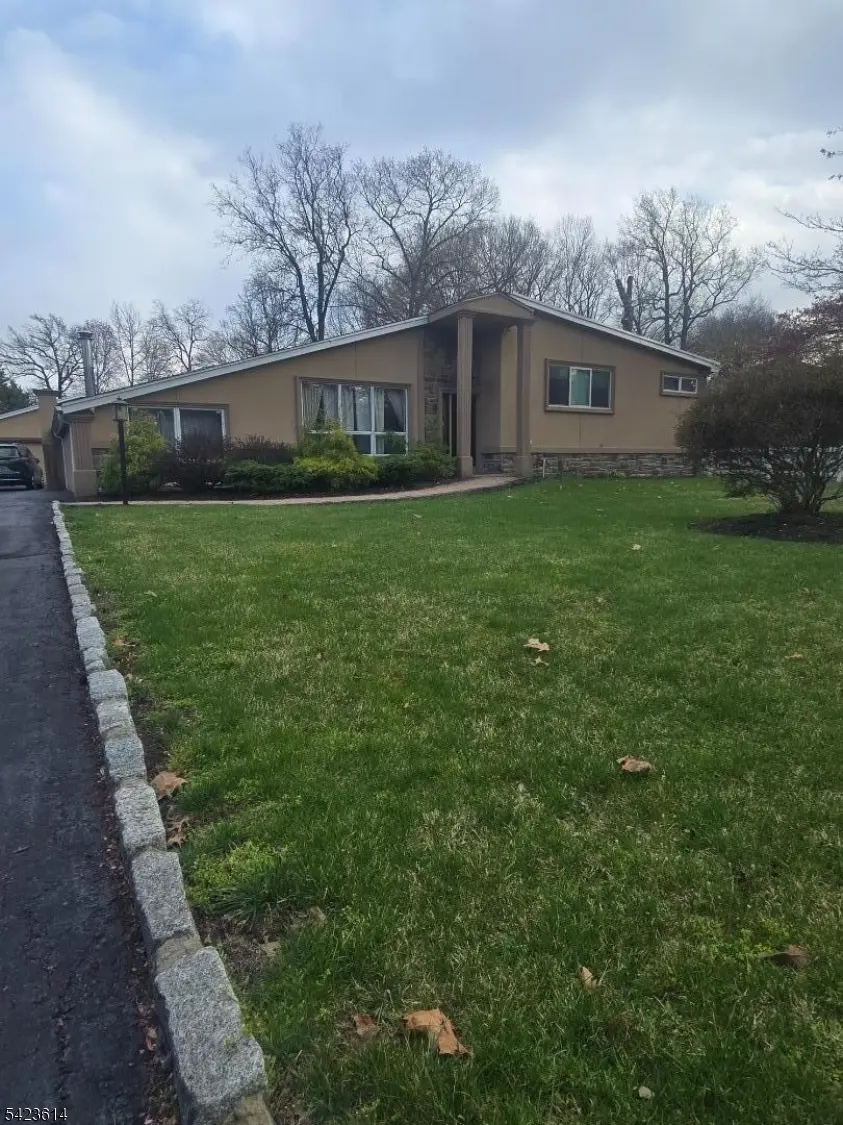6 Wills Ave, Wayne Twp., NJ 07470