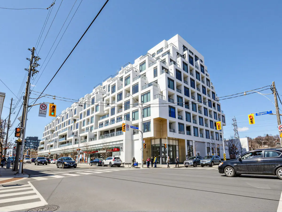 280 Howland AVE #522, Toronto C02, ON M5R 0C3