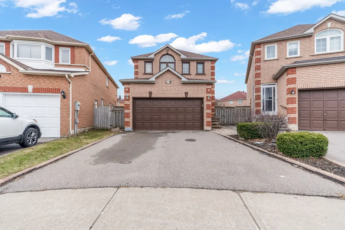 19 Connery CRES, Markham, ON L3S 4E5