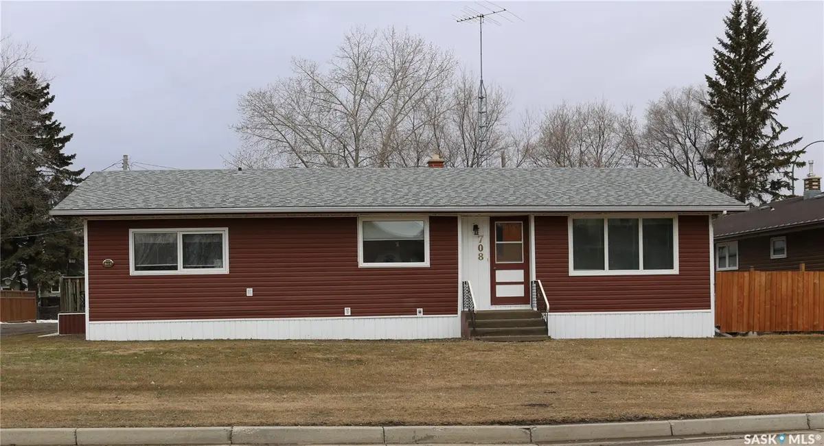 708 Ellice STREET, Moosomin, SK S0G 3N0