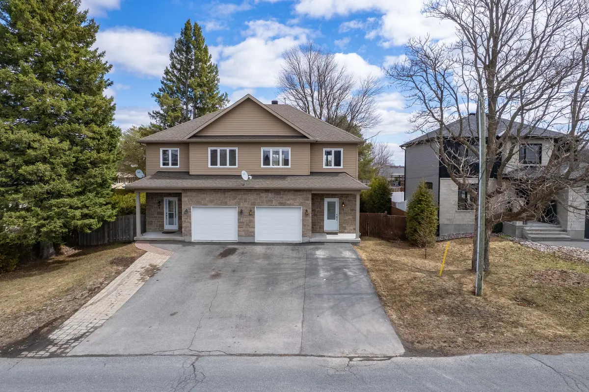 9 Brisson ST, The Nation, ON K0A 2M0