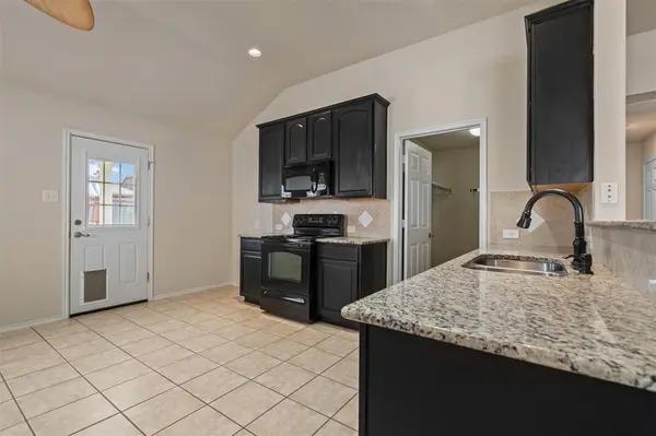 1016 Camp Verde Drive, Forney, TX 75126