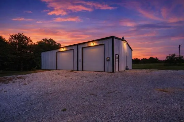 362 Cemetery Road, Decatur, TX 76234