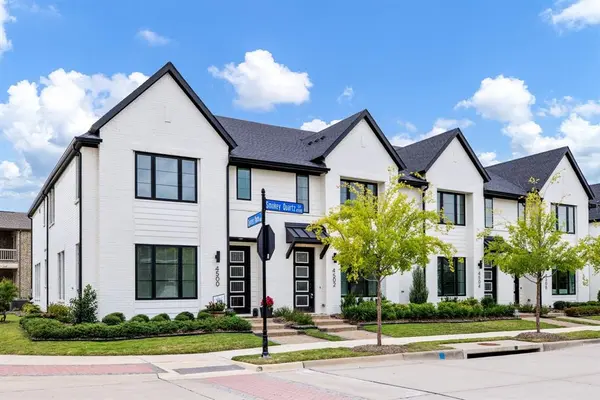 4502 Smokey Quartz Lane, Arlington, TX 76005