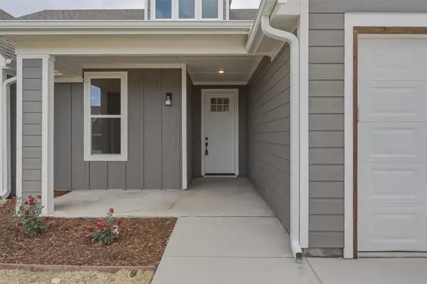 421 Redbud Lane, Tolar, TX 76476