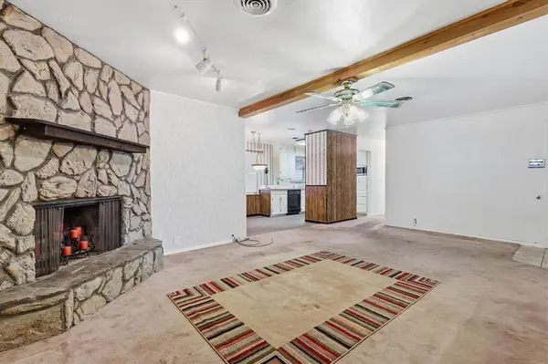 3901 Woodlane Avenue, Haltom City, TX 76117