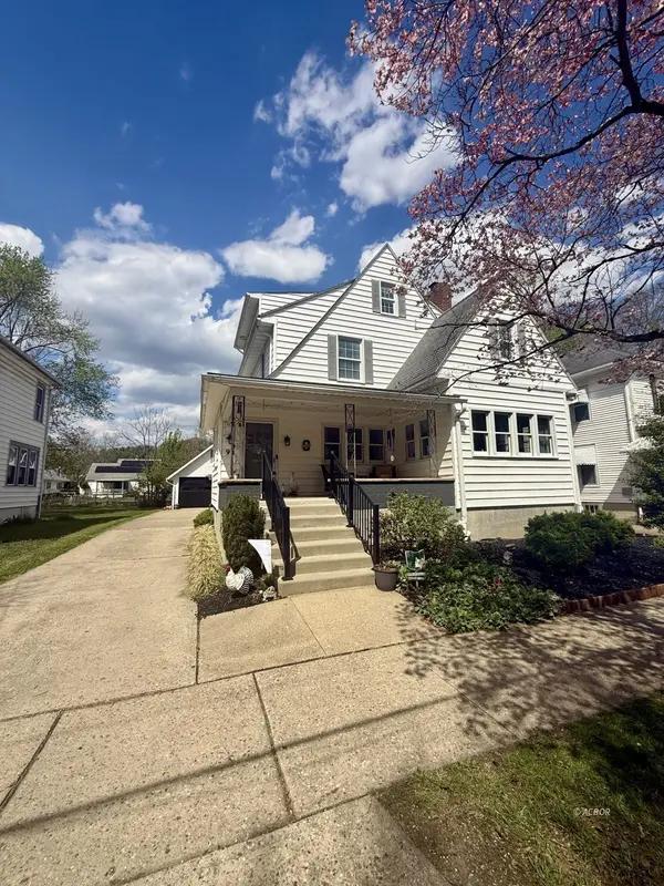 98 Morris Ave, Athens, OH 45701