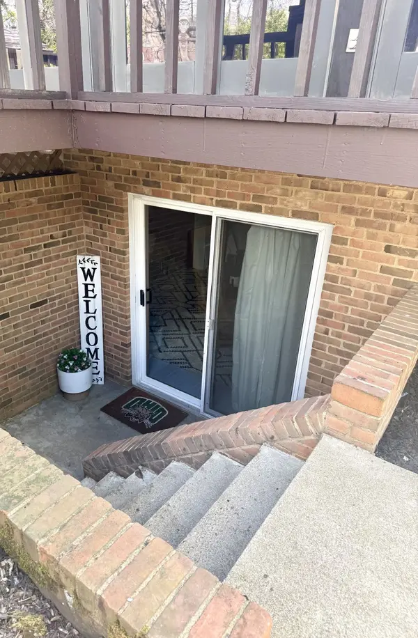 98 Morris Ave, Athens, OH 45701