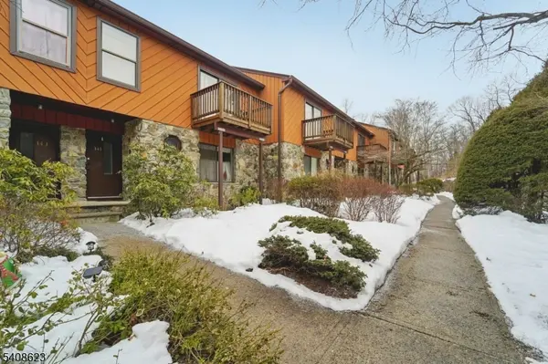 14G Brookside Hts #14G, Wanaque Boro, NJ 07465