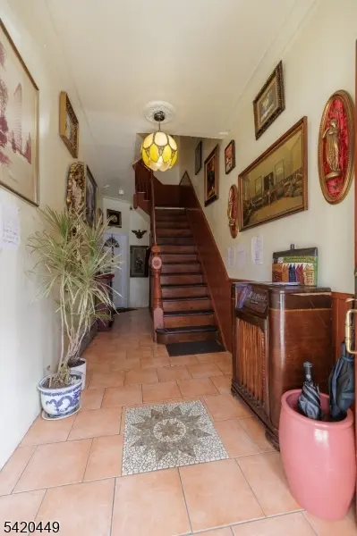 212 Maple St, Weehawken Twp., NJ 07086