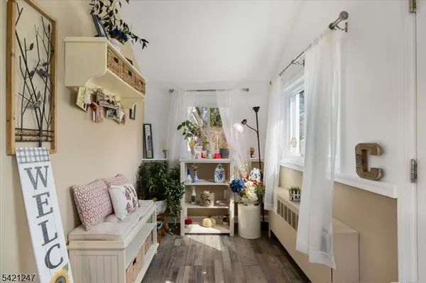 107 Kingston Rd, Parsippany-troy Hills Twp., NJ 07054