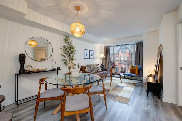 18 Beverley ST #311, Toronto C01, ON M5T 3L2