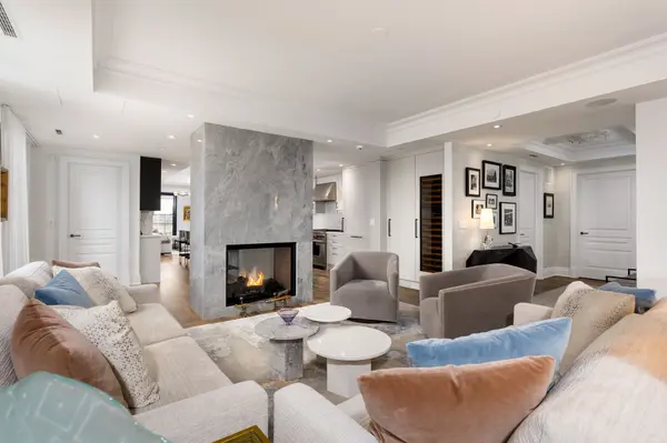 1 Forest Hill RD #701, Toronto C02, ON M4V 1R1