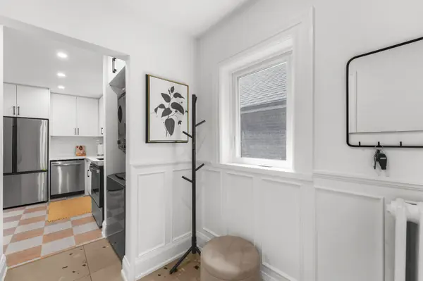 243 Northcliffe BLVD, Toronto C03, ON M6E 3K8