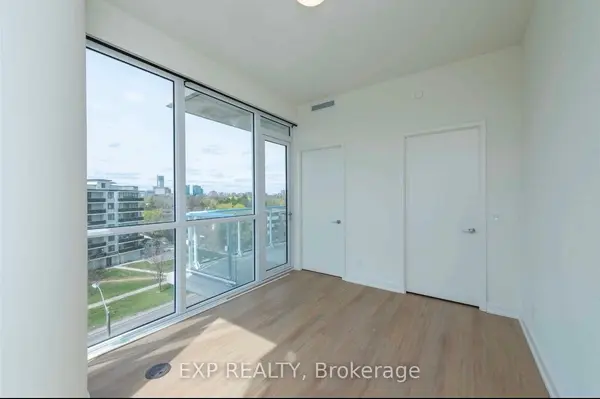 10 Deerlick CT #704, Toronto C13, ON M3A 1Y4