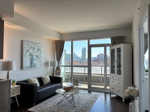 181 Bedford RD #708, Toronto C02, ON M5R 0C2