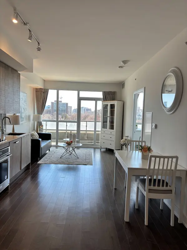 181 Bedford RD #708, Toronto C02, ON M5R 0C2