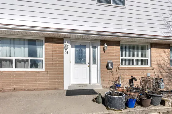 41 Tormore DR #Main, Richmond Hill, ON L4C 3N3