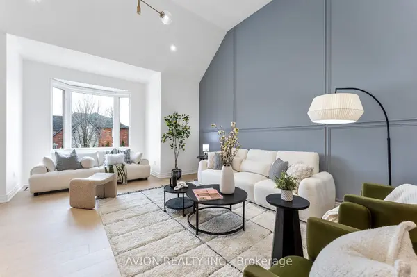 33 Brockdale ST, Richmond Hill, ON L4E 4W1