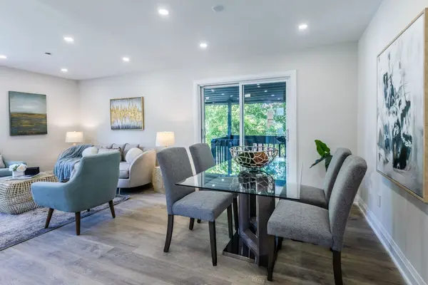 56 Millard AVE, Newmarket, ON L3Y 1Y8