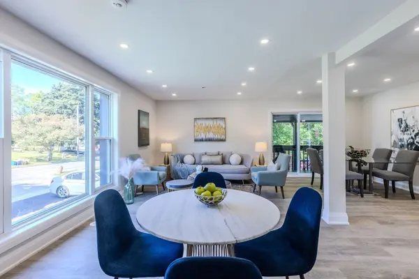 56 Millard AVE, Newmarket, ON L3Y 1Y8