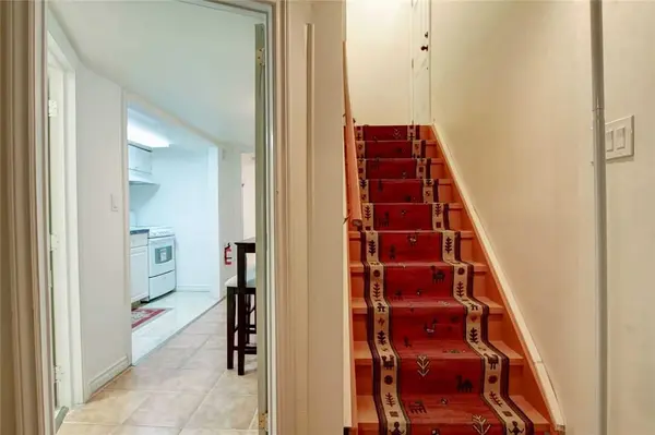 3474 Covent CRES #BSMT, Mississauga, ON L5M 7K7