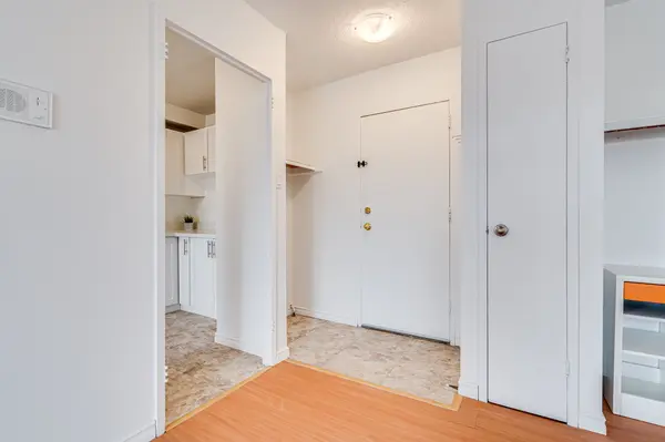 9 Princess ST #304, Orangeville, ON L9W 1W1