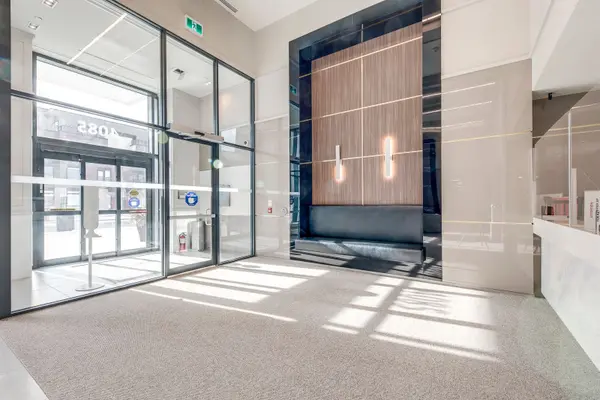 4085 Parkside Village DR #1502, Mississauga, ON L5B 0K8