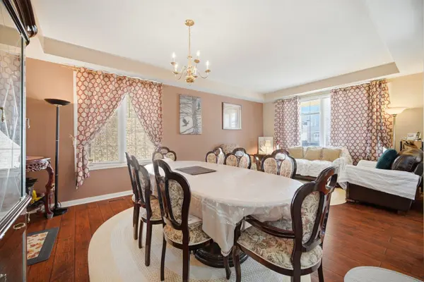 28 Latania BLVD, Brampton, ON L6P 1S9