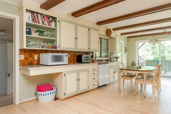 1321 Kam RD, Fort Erie, ON L2A 5W5