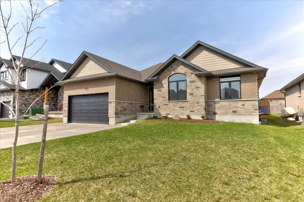 113 Walsh ST, Wellington North, ON N0G 1A0