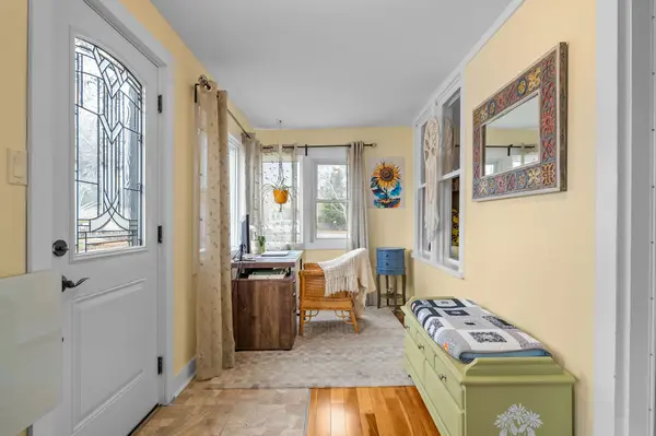 7 Scott ST, Kingston, ON K7L 1L3