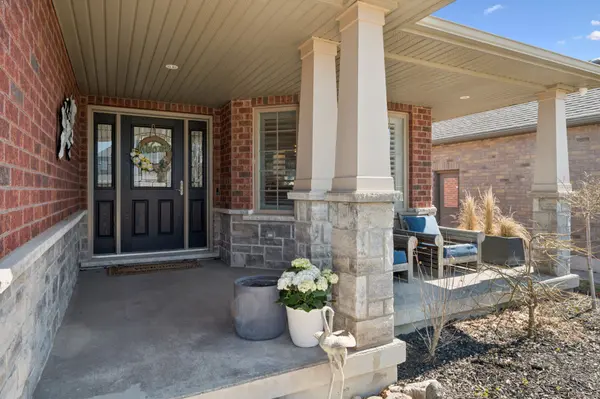 65 Finnie LN, Centre Wellington, ON N0B 1S0