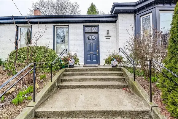 315 Aberdeen ST, Hamilton, ON L8P 2R6