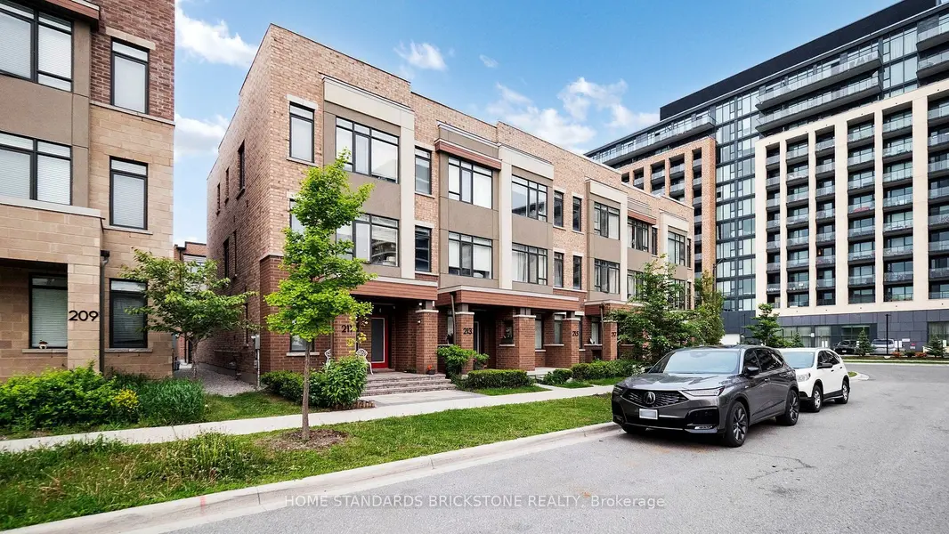 215 Salterton CIR, Vaughan, ON L6A 4Z2