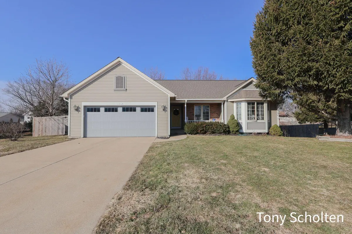 10364 Hannah DR, Holland Twp, MI 49464