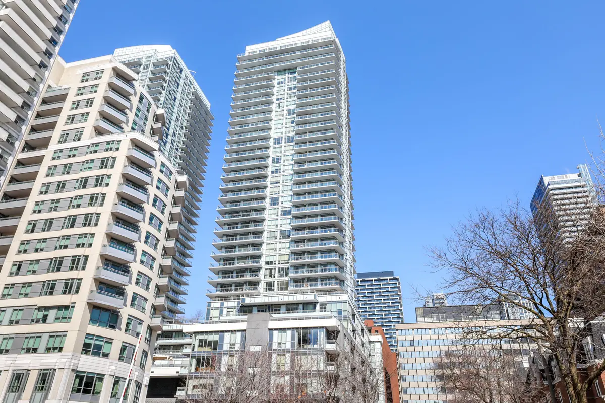 98 Lillian ST #1812, Toronto C10, ON M4S 0A5