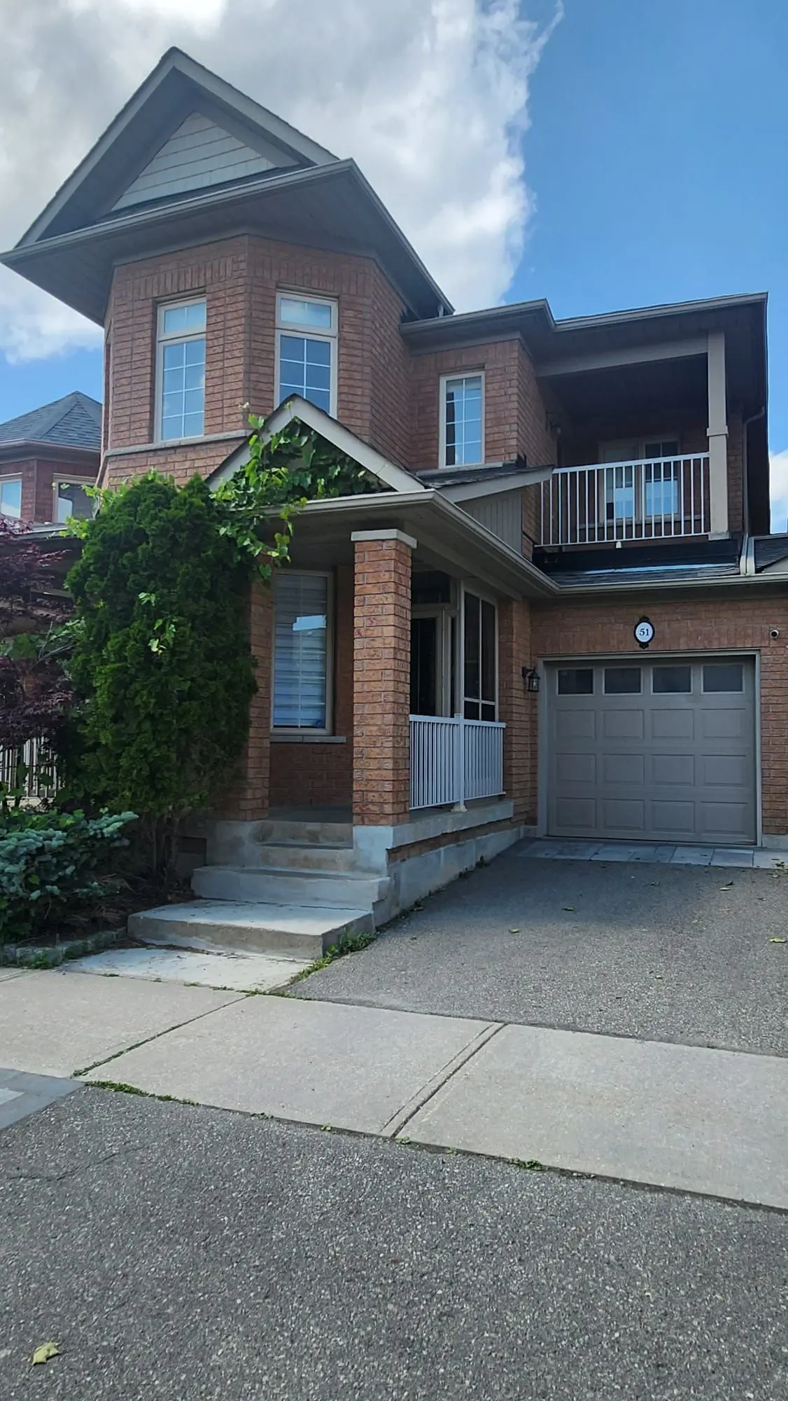 51 Waldron CRES #(Main), Richmond Hill, ON L4E 4A3