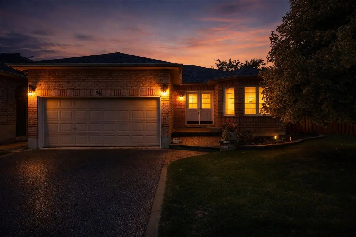 84 Pringle DR, Barrie, ON L4N 0R2