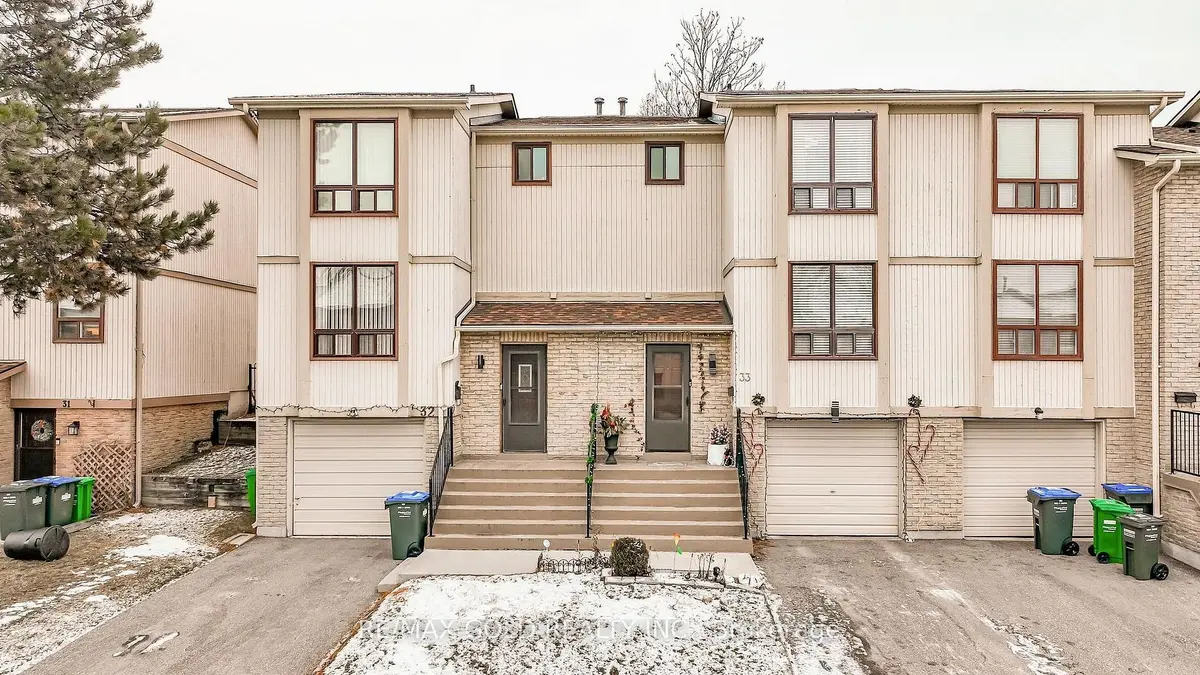 33 Guildford CRES #33, Brampton, ON L6S 3K2